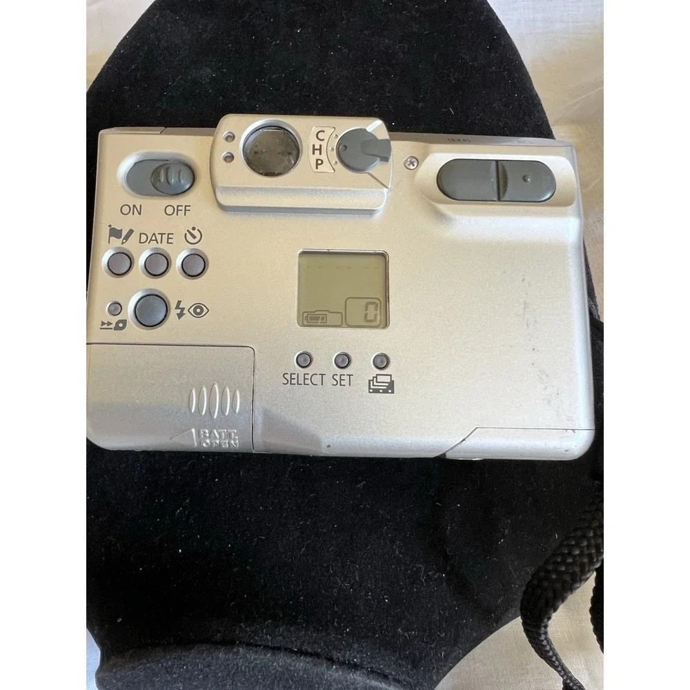 Canon ELPH LT260 Camera With Case 35mm